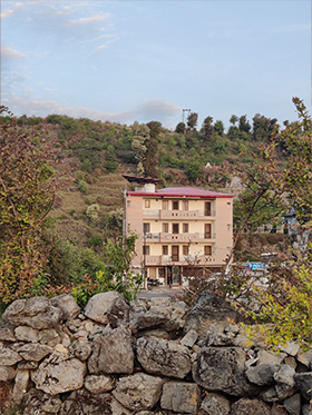 Hotel in Buranshkhanda